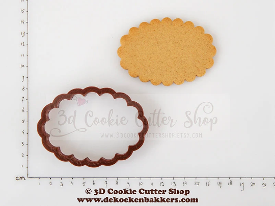 Scalloped Oval Cookie Cutter | Biscuit - Fondant - Clay Cutter